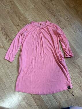 Sweet Bamboo Ribbed Sweetheart Dress in Geranium Pink with Pockets